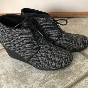Tom Wedge Ladies Shoes